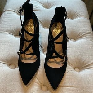 Woman’s Vince Camuto Pump